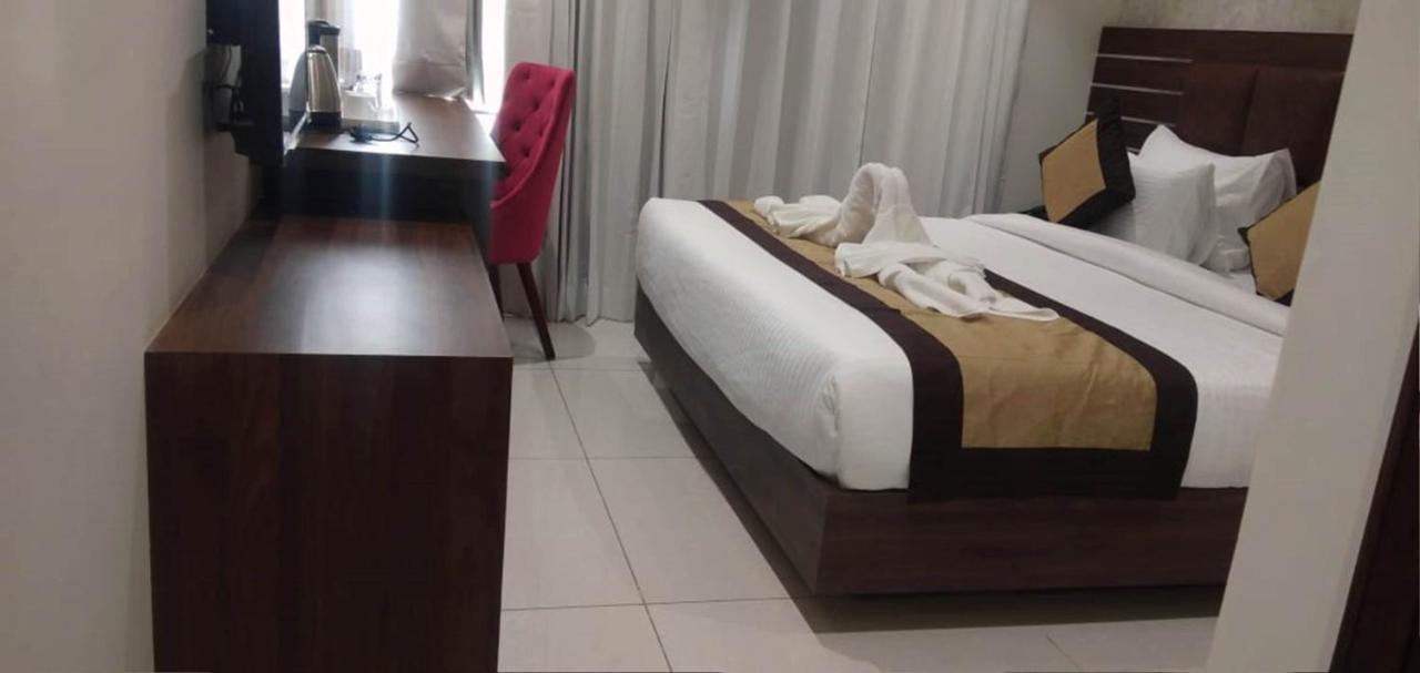 Rajlaxmi Hotel - Free Airport Pickup And Drop Jaipur Exterior photo